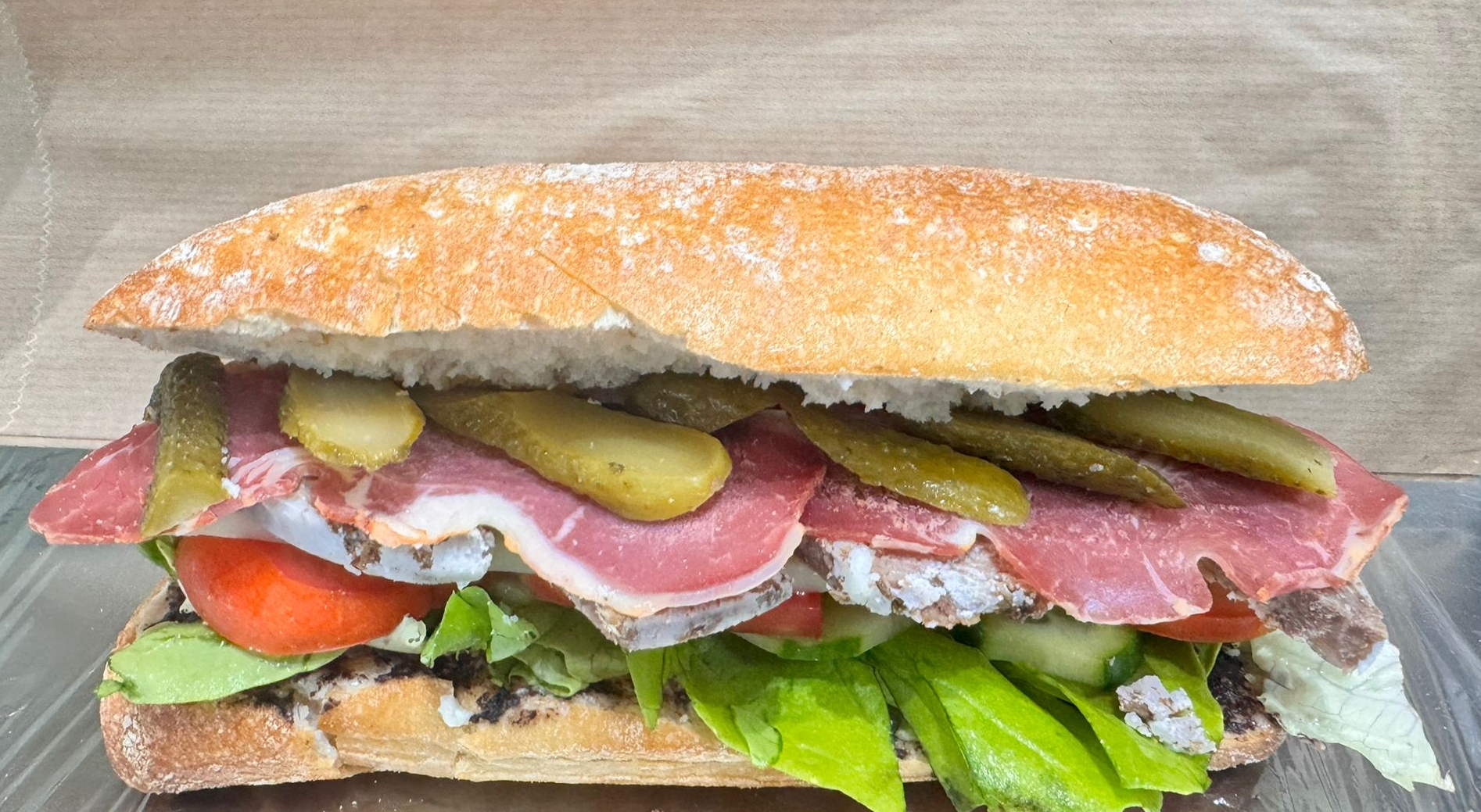 KAVURMALI PASTIRMALI SANDVİÇ